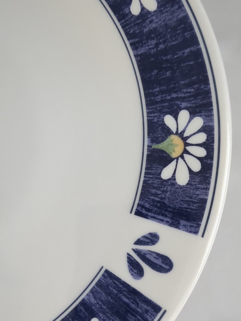 Oneida Spring Daisy Trivet And Spoonrest Set - Picture 5 of 9